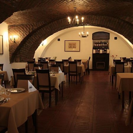 Teleki-Degenfeld Kastelyszallo Szirák Restaurace fotografie